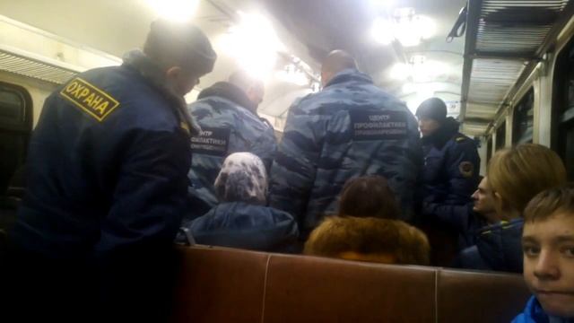 Беспредел в электричке Москва-Крутое смотреть онлайн