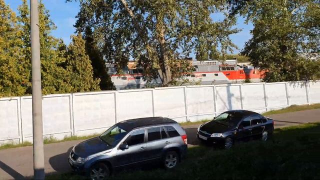 Отправление со станции Ожерелье пассажирским поездом, депо и деповские пути