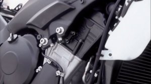 Мото история спортбайка Yamaha YZF-R1 2002 (обзор мотоцикла Ямаха Эр Один 2002/2003 года) - 3 серия