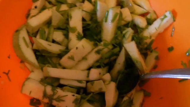 МАЛОСОЛЬНЫЙ КАБАЧОК смотреть онлайн