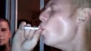 ВЫКУРИЛ СИГАРЕТУ ЗА ОДНУ ЗАТЯЖКУ/ЖЕСТЬ/РАК ЛЁГКИХ