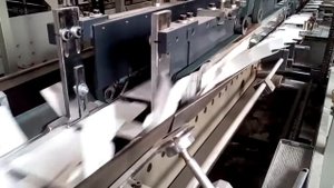 070619 Поклейка упаковки для снеков