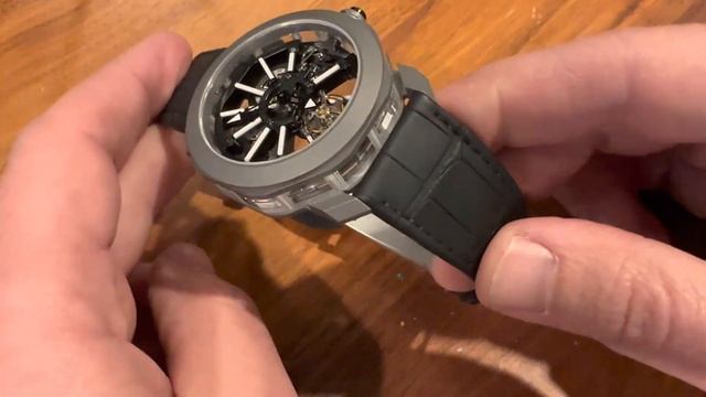 Bulgari Octo Roma Sapphire Tourbillon смотреть онлайн