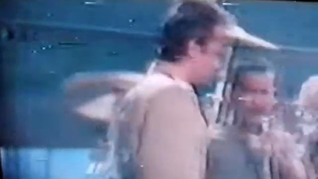 Samsung SV-7000W VCR problem ( drizzles / sparkles on playback )
