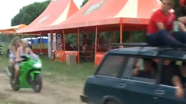 БАЙКЕРЫ ОТРЫВАЮТСЯ.