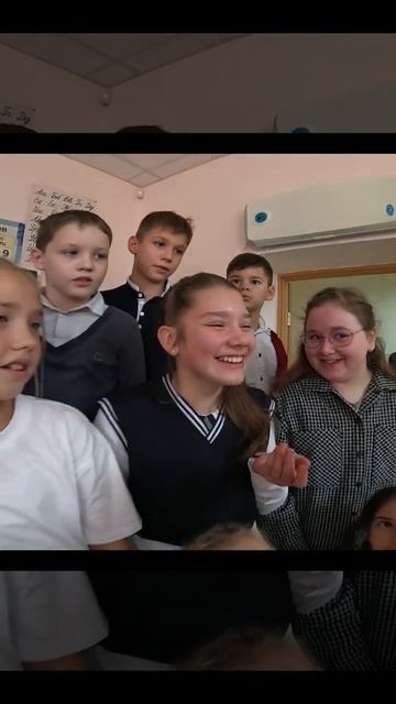 Встретились спустя 4 года!!!)) #томск #школа#живыекниги смотреть онлайн