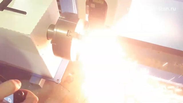 Труборез лазерной резки металла с ЧПУ смотреть онлайн