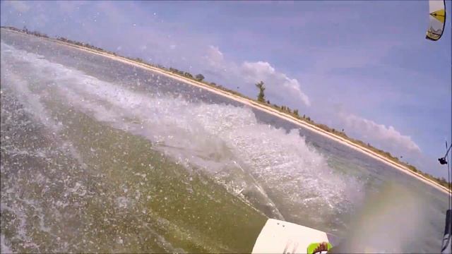 Light wind session at San Salvador Kitesurfing смотреть онлайн