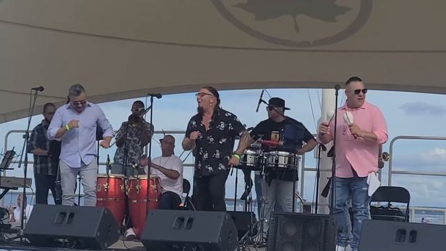 Pito Paris y Wiki Gonzalez Bad Boys of Salsa en Orchard Beach 08/21/22 El Sonerito Guarachero  🇵🇷 😎 смотреть онлайн