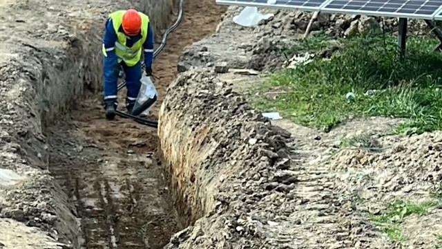 Hitachi ZX130/6 ZX85 Zx48U Solar farm excavations slideshow смотреть онлайн