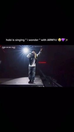 J-Hope поёт I Wonder вместе с Арми на своём концерте в Сеуле 28.02.2025