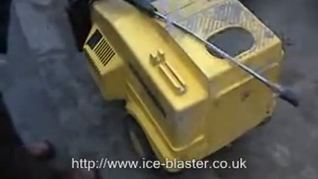 Чистка сухим льдом