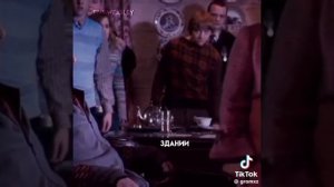 Батя в здании😎