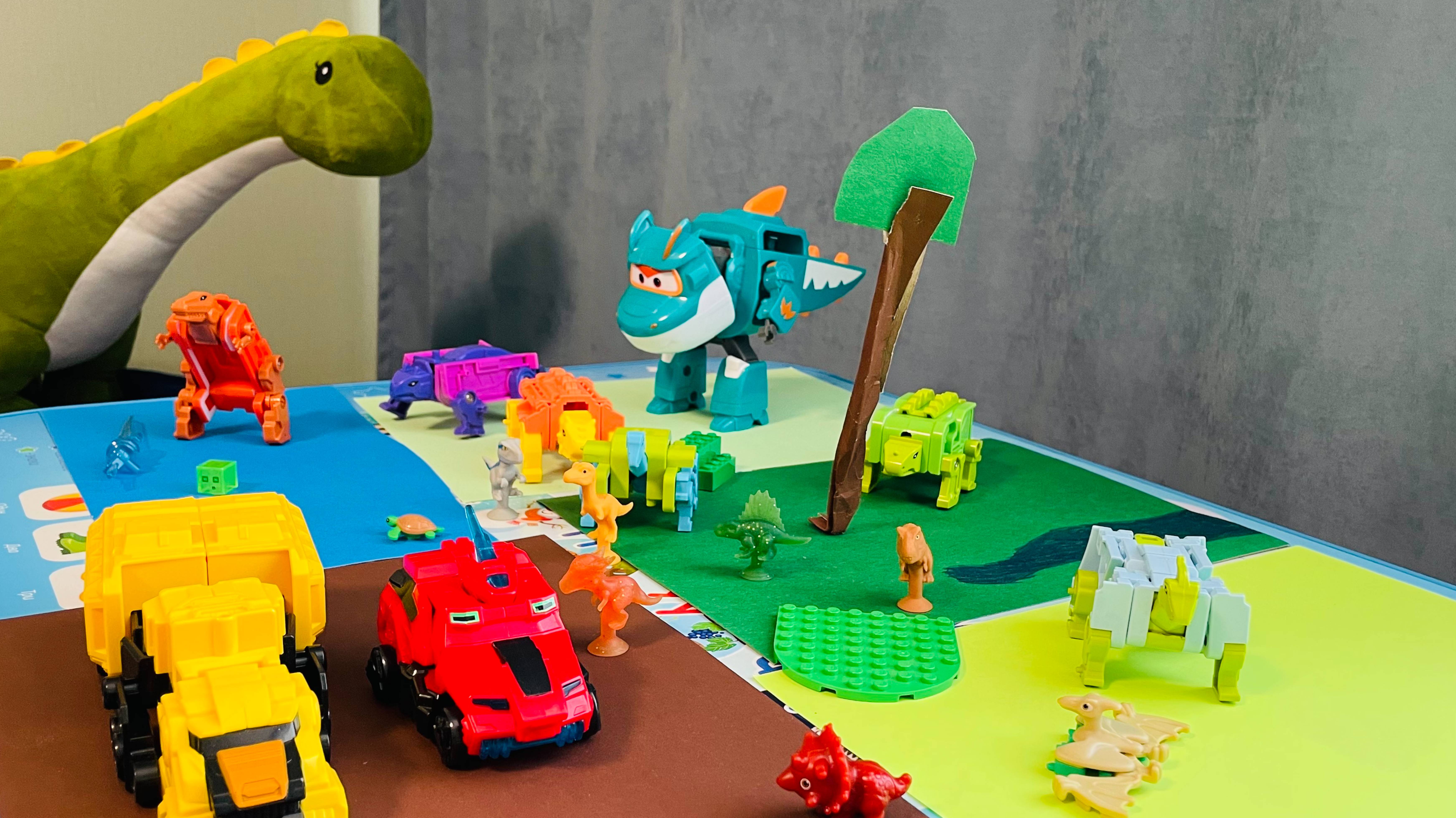 Раптор Трон спасает динозавров. смотреть онлайн