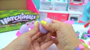Распаковка яиц сюрпризов Hatchimals. Шоколадный пирог с подружками Shopkins.