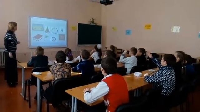 Відео уроку, який проводила вчитель  початкової школи  Градусова Ю В