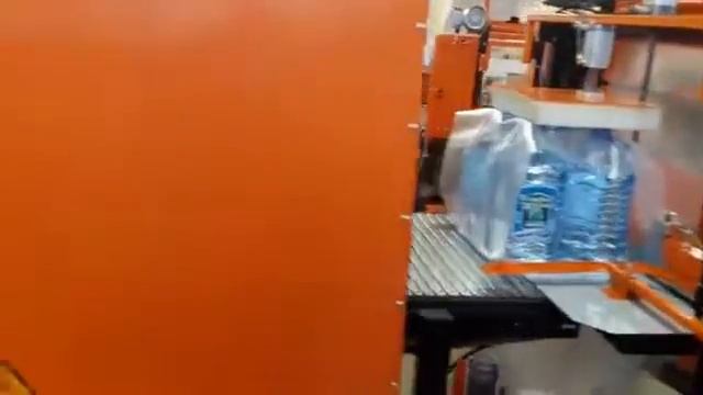 Упаковочная машина ТМ-1А ПЭТ 5 л по 4 шт смотреть онлайн