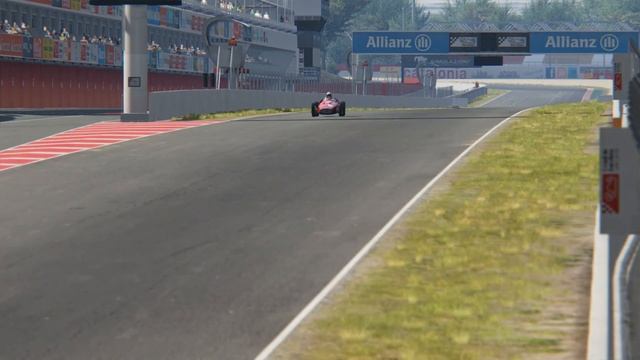 Maserati 250F 12 cylinder Hot Lap in Barcelona смотреть онлайн