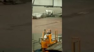 Разгрузка багажа в Шереметьево!