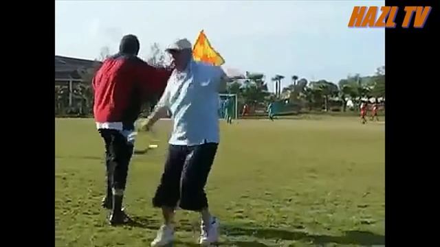 СУДЬЯ ТАНЦУЕТ ВО ВРЕМЯ ИГРЫ 2019