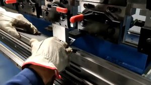 Листогибочный пресс Yawei PBA