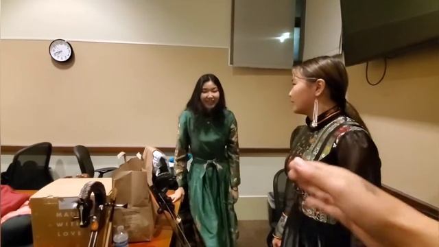 Сан Франциско салбарын Морин хуурын суралцагчдын тайлан концерт смотреть онлайн