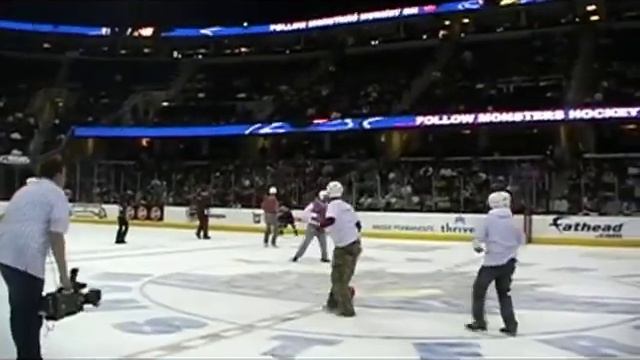 Dodgeball on Ice смотреть онлайн