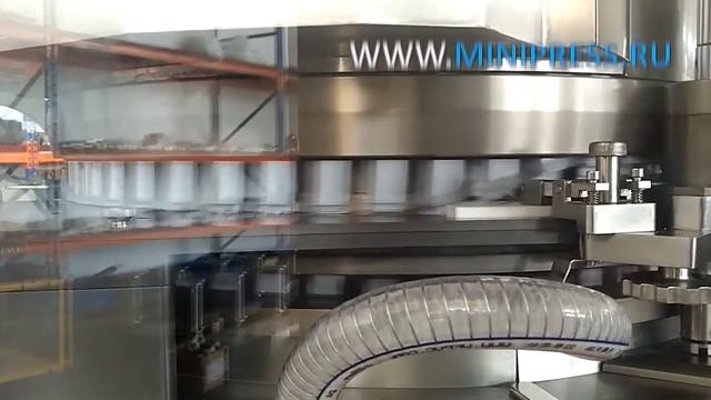 Оборудование для упаковки бутылок в картонные коробки