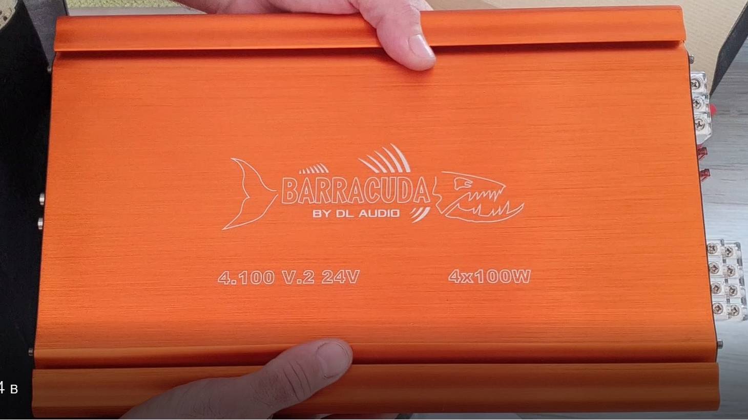 Обзор распаковка, прослушка усилителя звука для грузовой техники Barracuda 4.100 V2 24V by DL Audio смотреть онлайн