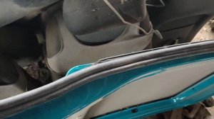 Уплотнитель резинка распашной двери 701827709 VW T4