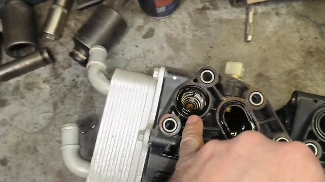 Kia Carnival 3 замена корпуса масляного фильтра смотреть онлайн