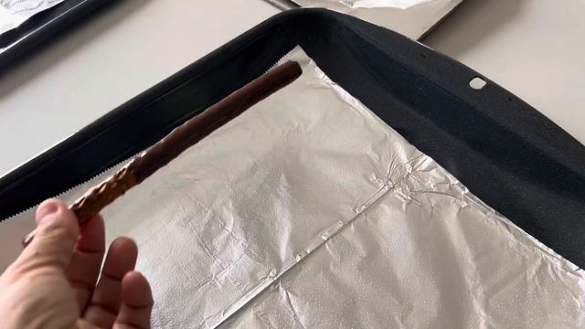 Last Minute Christmas Treat Ideas | Holiday Treats Recipes | Chocolate Covered Pretzels Rods смотреть онлайн