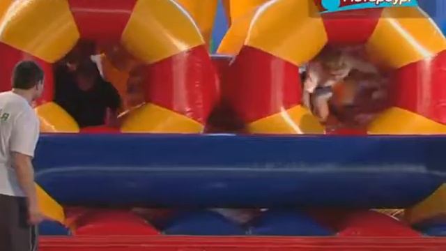 Блок надувной полосы препятствий "Бинокль" смотреть онлайн