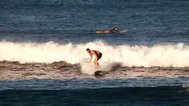 BEST PLACE TO LEARN TO SURF IN BALI - BATU BOLONG - CANGGU 🇮🇩