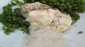 Салат с соусом из редьки