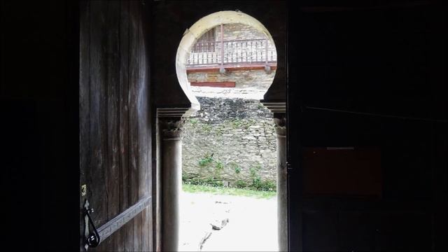 Peñalba de Santiago, uno de los Pueblos más bonitos de España. El Bierzo смотреть онлайн