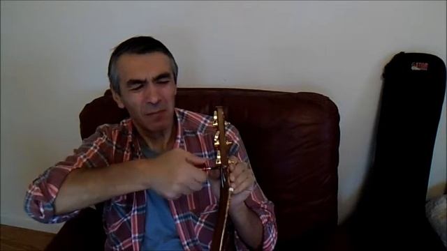 Замена колков на акустической гитаре. Часть 2. Всех  с  Новым Годом !  В Лесу Родилась Ёлочка ! ) смотреть онлайн