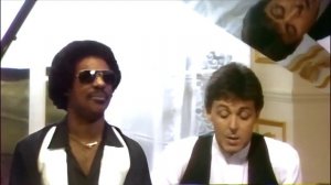 Paul McCartney & Stevie Wonder - Ebony and Ivory (1982)