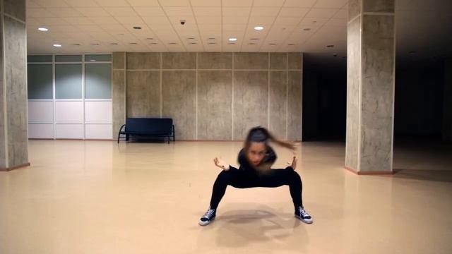 Waacking Freestyle by LeroyLerua 🤩