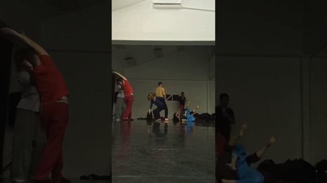 Лаборатория контактной импровизации 6.11.22 смотреть онлайн