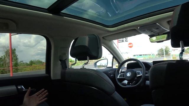 BYD Tang EV: un impresionante SUV chino смотреть онлайн