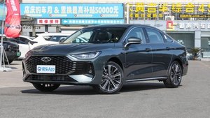 Конкурент Toyota Camry дешевле 1,5 миллиона: в продажу вышел новый Chery Arizzo 8Pro 2025