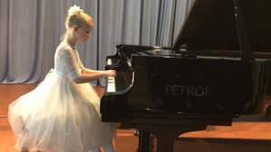 Хохотушка. Ф.Рыбицкий