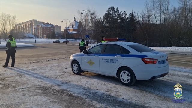 Оперативно доставили в больницу водителя экстренно нуждавшегося в медицинской помощи #72регион смотреть онлайн