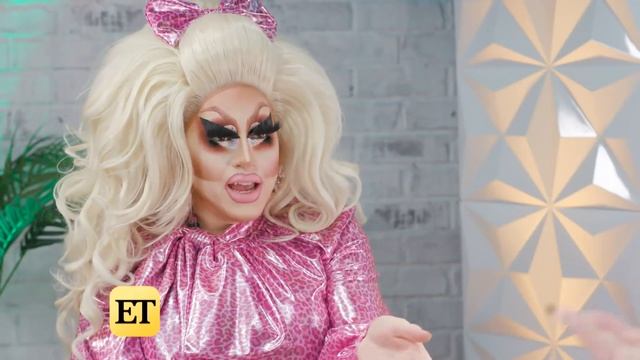 Katya Zamolodchikova Interviews True Professional Trixie Mattel смотреть онлайн