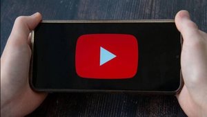 В Роскомнадзоре опровергли сообщения о возобновлении работы YouTube в России
