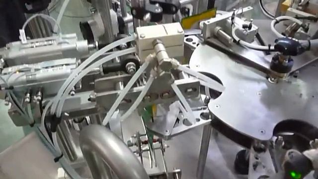 АНТЕС - Автомат для фасовки жидких и пастообразных продуктов в пакет дойпак смотреть онлайн