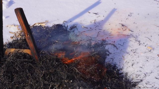 Зачем я сделал масленичную куклу из соломы на праздник Масленица Показываю что я с ней сделал