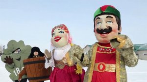 Народными гуляньями завершается Масленичная неделя