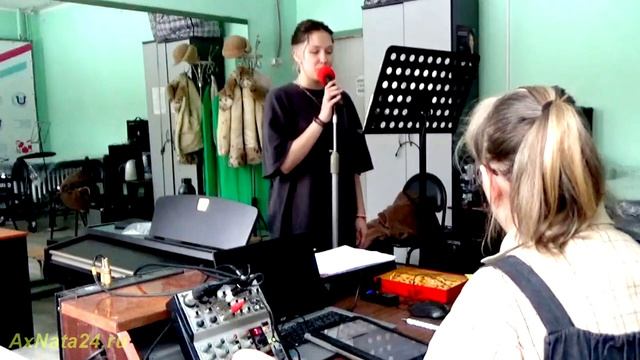 Верните память-поём с листа. Вспоминаем репертуар, выбор для зачёта. Эстрадное пение  Даша Еремеева